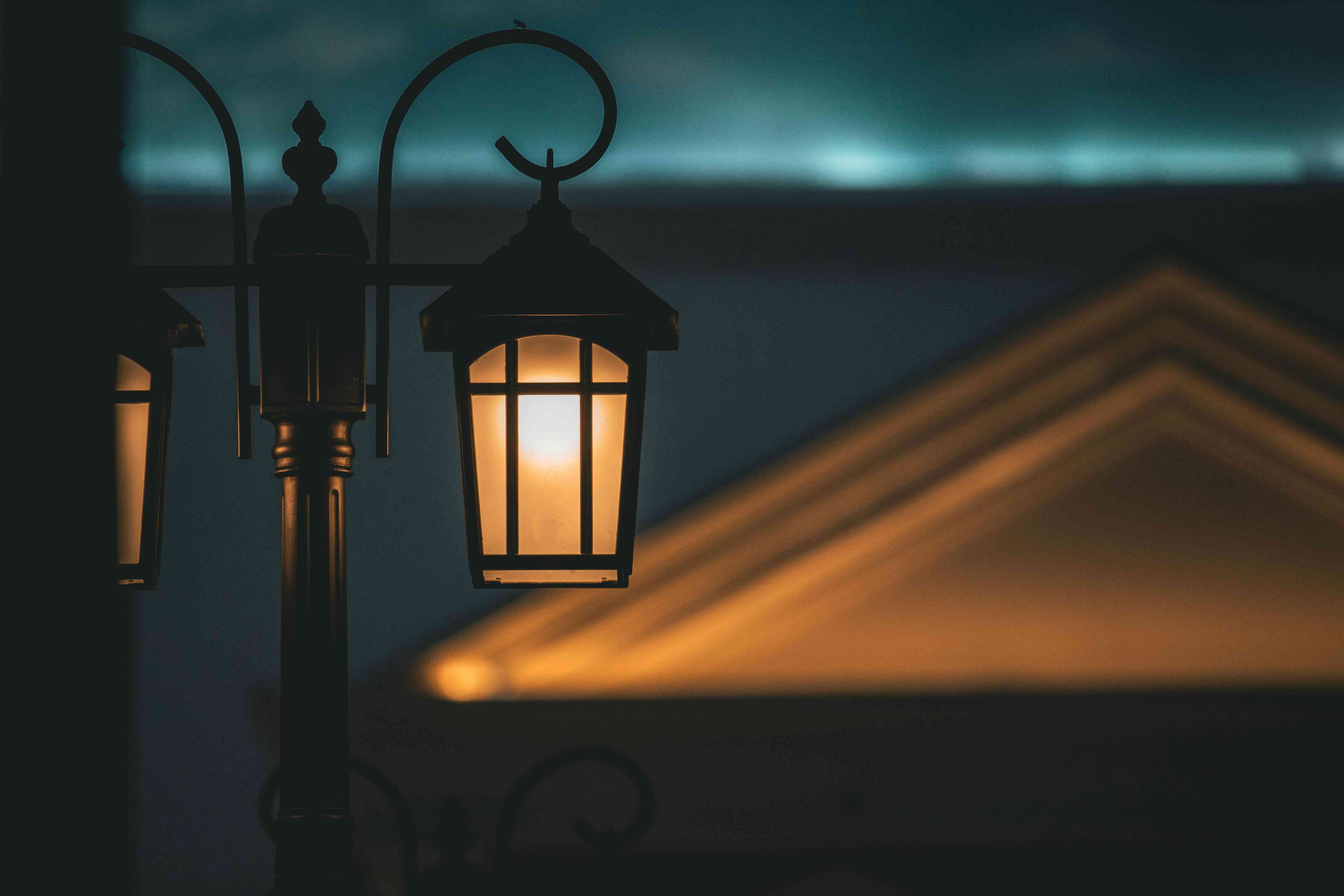 Desert Night Wallpaper 4K - Lantern Dunes HD | MirrorLog